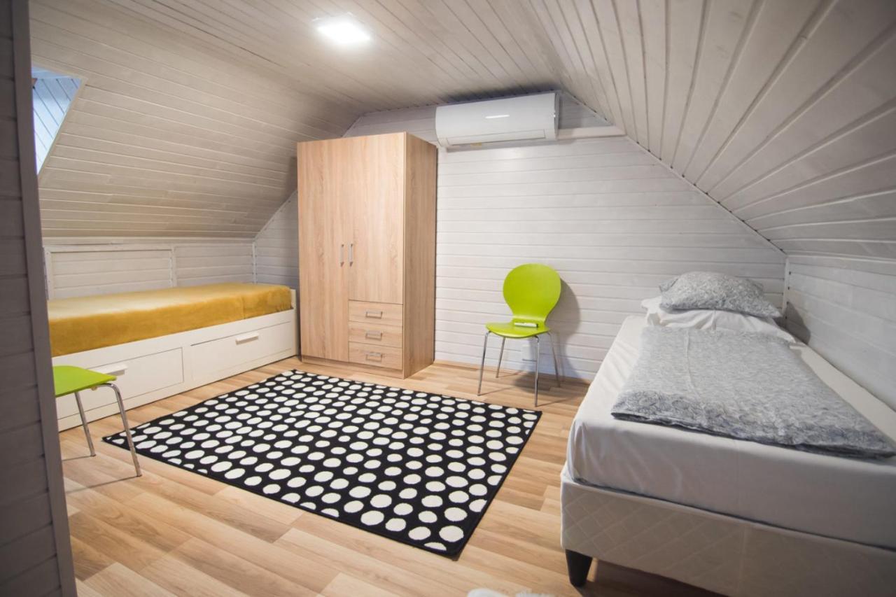 Natura Panzio&Apartmanhaz ออร์ฟู ภายนอก รูปภาพ