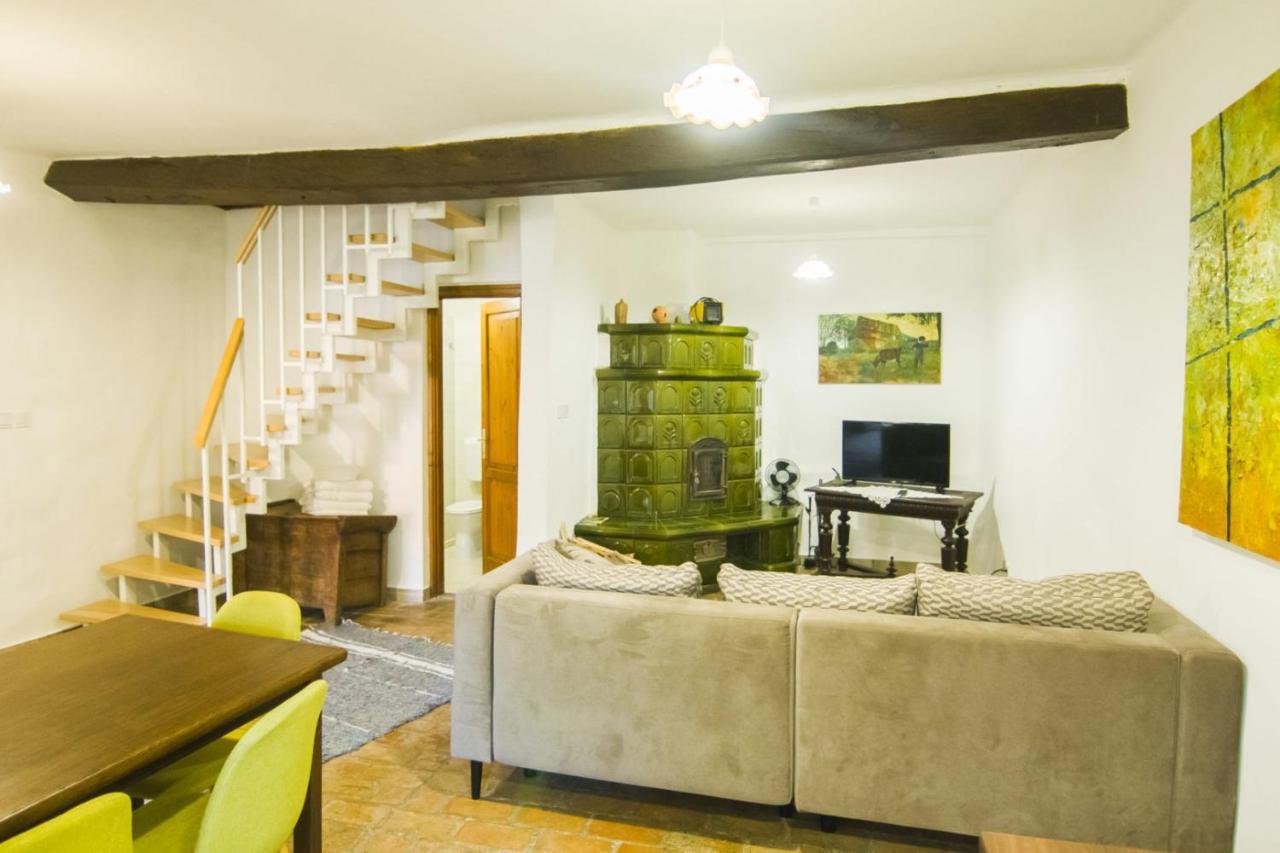 Natura Panzio&Apartmanhaz ออร์ฟู ภายนอก รูปภาพ