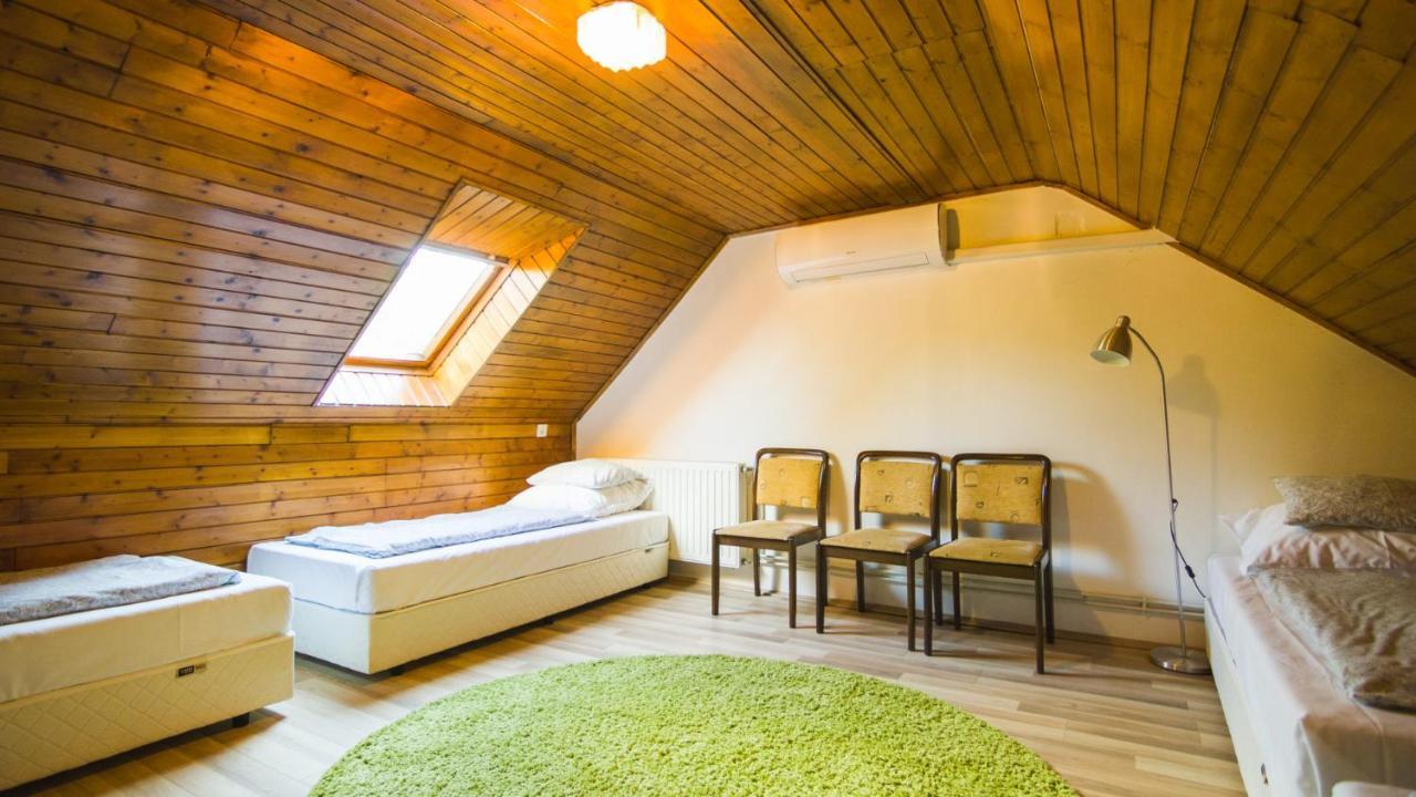 Natura Panzio&Apartmanhaz ออร์ฟู ภายนอก รูปภาพ